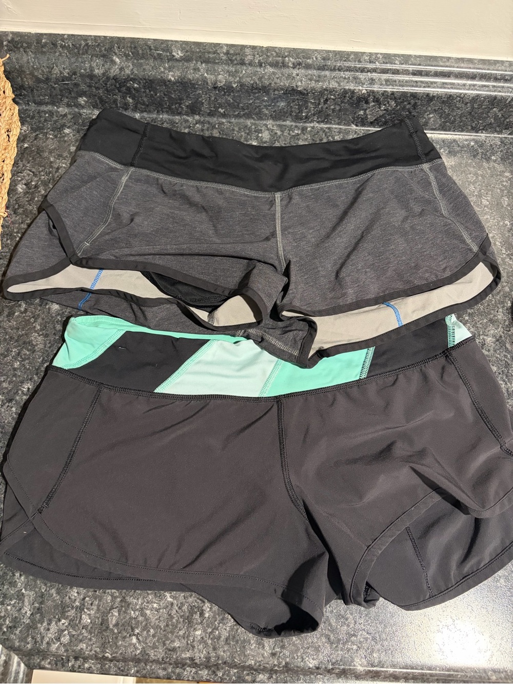 Lululemon Speed Up Shorts 3” bundle size 8